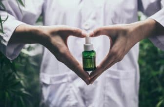 Le CBD peut-il être dangereux pour la santé ? Les effets secondaires à connaitre