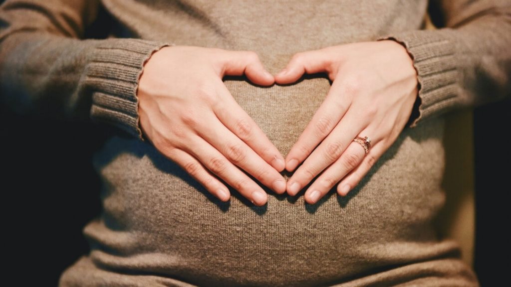 Peut-on prendre du CBD pendant la grossesse _ Contre-indications et bienfaits potentiels 1