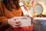 Du CBD au pied du sapin : pourquoi le coffret de Noël est le cadeau idéal ?